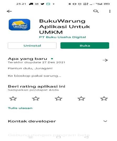 Download aplikasi BukuWarung melalui Google Play Store atau Apps Store di ponsel. Jika sudah, buka aplikasi BukuWarung tersebut.