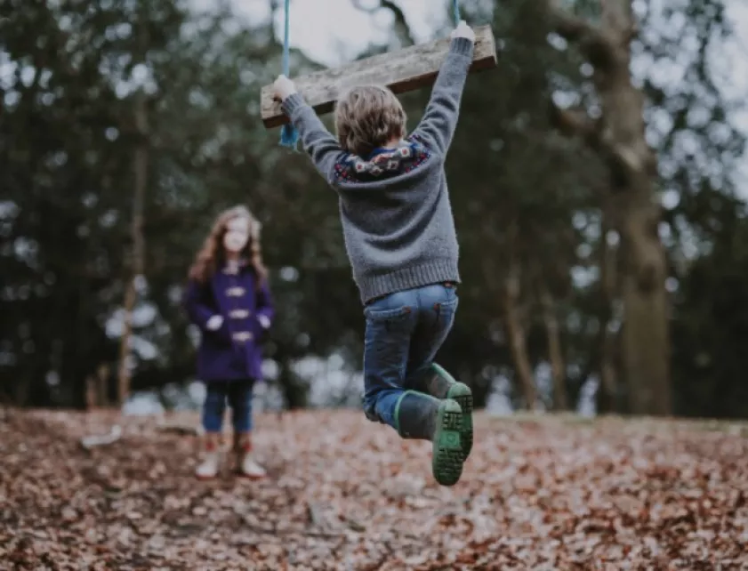 Tabungan Berjangka Pendidikan dan Asuransi Pendidikan Risiko Berbeda