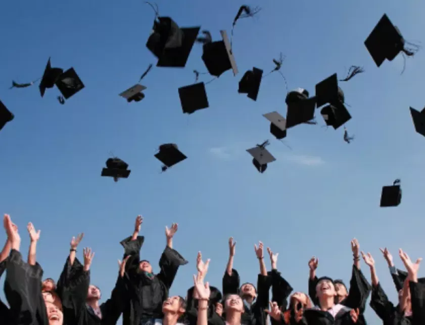 Pinjaman Online untuk Mahasiswa Tenor Panjang Tanpa Jaminan Izin OJK